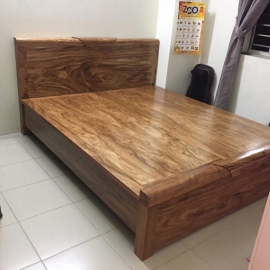 Giường ngủ gỗ hương xám (Nệm 1,8m x 2m)
