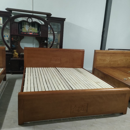 Giường ngủ gỗ xoan đào 1.6m