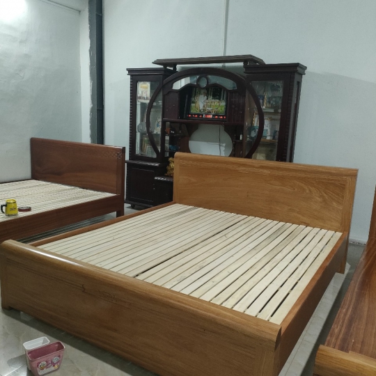 Giường ngủ gỗ đinh hương vạt thường 1.6m